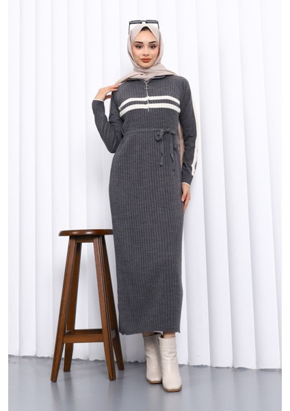Füme Yaka Fermuarlı Fitilli Çizgili Triko Elbise