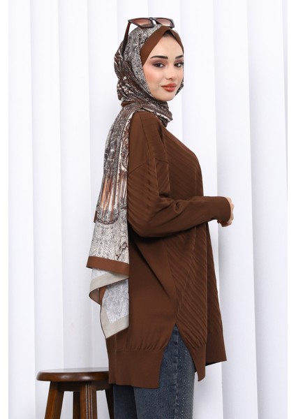 Kahverengi Bisiklet Yaka Soğuk İplik Triko Tunik fırsatları