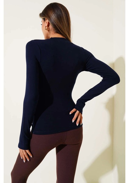 Lvsqvr Basic Parmak Geçirme Detaylı Bluz Lacivert T4266 (Beden: Xl) modelleri