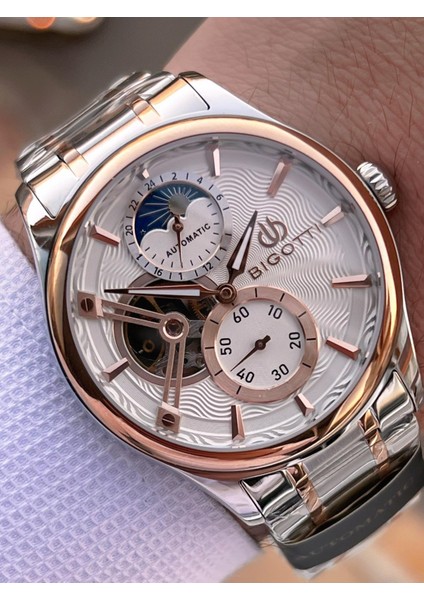 Otomatik ve Kurmalı Çelik Karatma ve Renk Atma Yapmaz 5 Atm Erkek Kol Saati EBG.10683.5 fiyatları