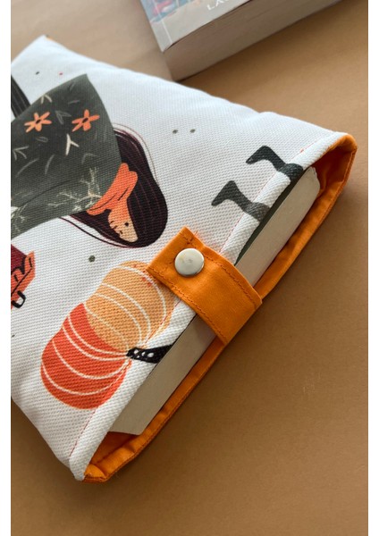 Kitap Kılıfı Bal Kabaklı Kız Desenli Kitap Sever Hediyesi indirimleri