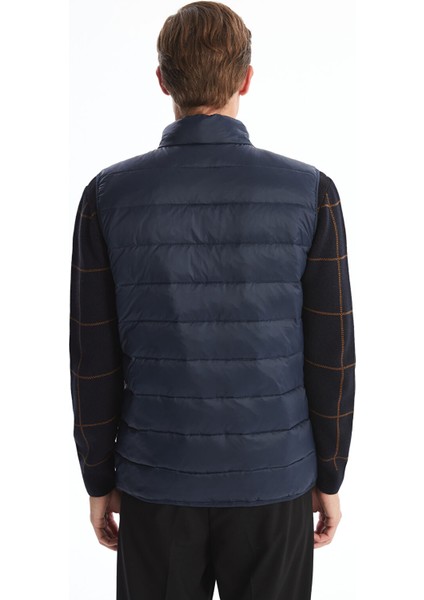 Yeni Sezon Standart Kalıp Dik Yaka Erkek Şişme Yelek indirimleri