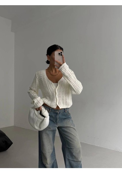 Lvsqvr Küçük Düğmeli Küçük Örgülü Triko Hırka Beyaz (Beden: Standart) fiyatları