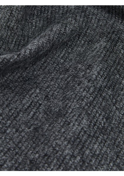 Yeni Sezon Püskül Detaylı Düz Erkek Atkı modelleri