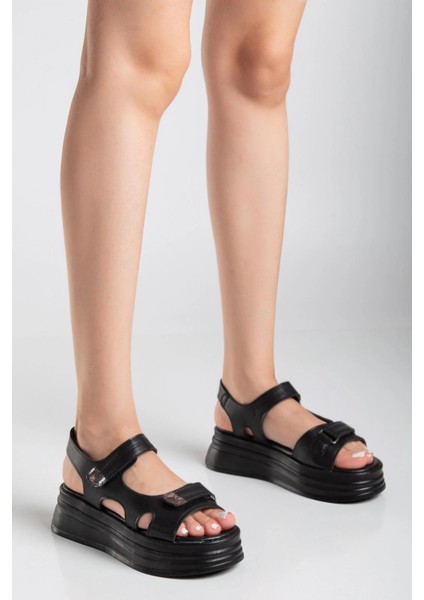 Nrtmsa Saide Siyah Cilt Cırt Cırtlı Sandalet (Numara: 37)