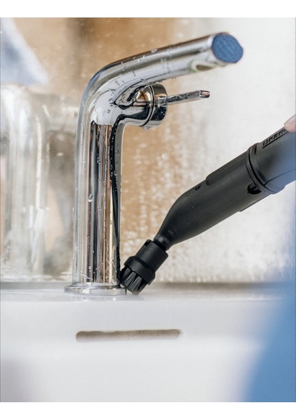 Kärcher Mutfak Banyo ve Sert Zeminler Için Kolay Temizlik Sc 3 Deluxe Buharlı Temizlik Makinesi %99A Kadar Bakteri ve Virüsleri Öldürür