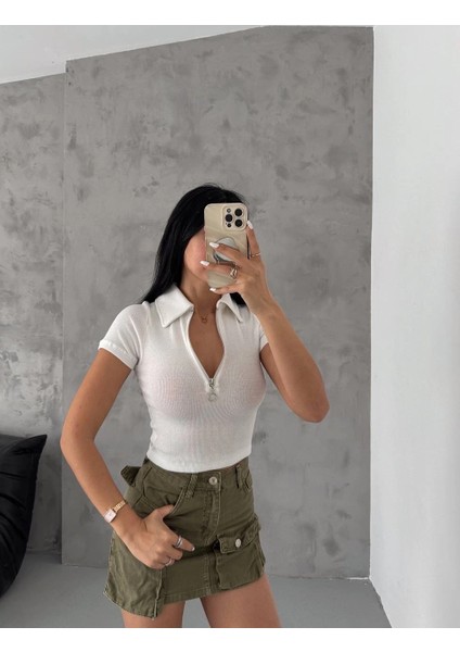 Kaşkorse Yaka Fermuarlı Bluz Beyaz