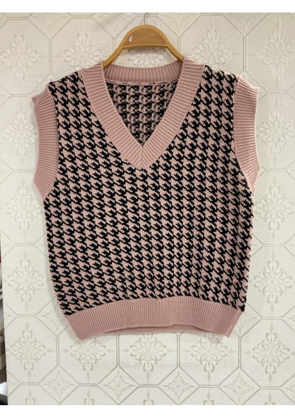 Kadın Kazayağı Desenli V Yaka Triko Süveter fiyatları