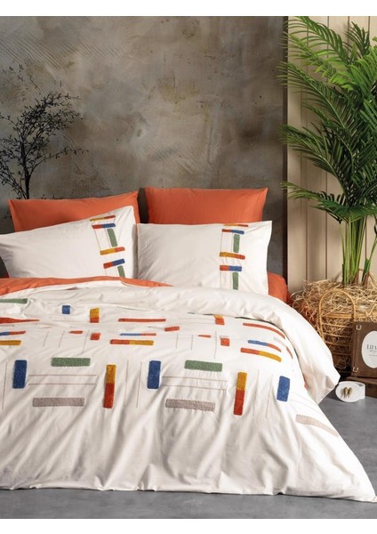 Puff Nakışlı Ranforce Çift Kişilik Nev Takımı Katy Tarçın