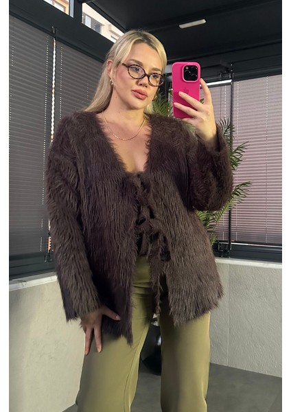 Kahverengi Marka Model Oversize Sakallı Hırka modelleri