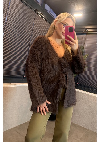 Kahverengi Marka Model Oversize Sakallı Hırka