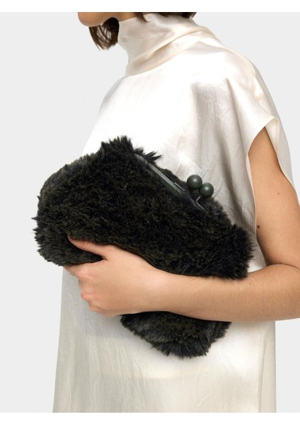 Kürk Efektli Zincir Askılı Çanta