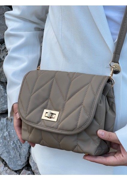 Lyra Model Kadın El ve Omuz Çantası