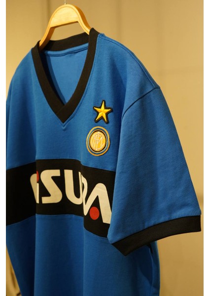 Inter Milan 1990-91 Retro Misura Forma T-Shirt – Efsane Şampiyonluk Sezonu Tasarımı (Unisex) modelleri