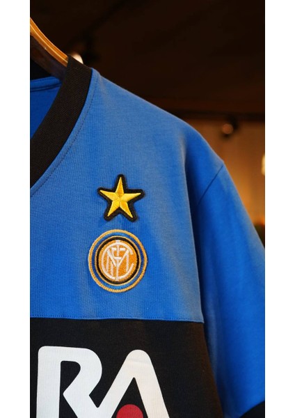 Inter Milan 1990-91 Retro Misura Forma T-Shirt – Efsane Şampiyonluk Sezonu Tasarımı (Unisex)