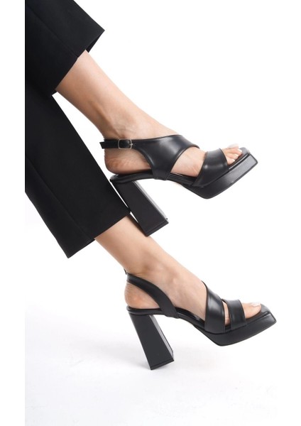 Cica Siyah Cilt Topuklu Ayakkabı modelleri