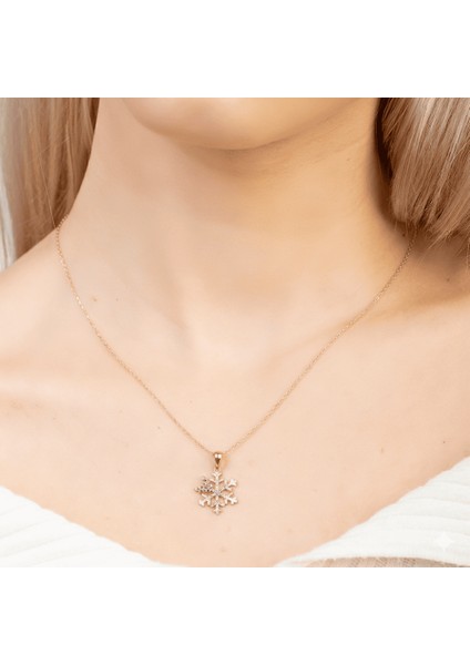 Zirkon Taşlı Kelebek Detaylı Kar Tanesi Model Rose Renk 925 Ayar Gümüş Kadın Kolye fırsatları