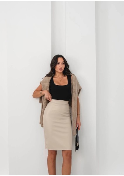 Nrtmsa Arkadan Yırtmaçlı Kalem Etek Bej (Beden: M) fiyatları
