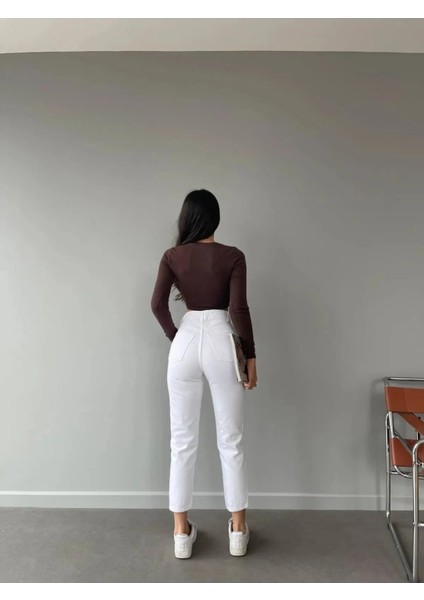 Mom Boyfriend Esnek Yüksek Bel Kadın Kot Pantolon – Rahat Kalıp, Şık Görünüm, Premium Denim Kalitesi modelleri