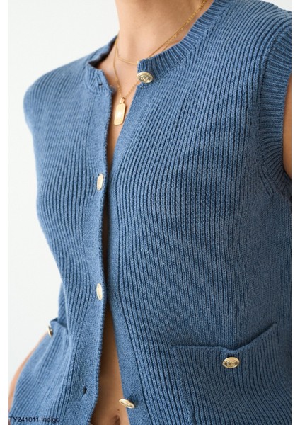 Kadın Altın Düğmeli V Yaka Kolsuz Triko Cepli Yelek modelleri