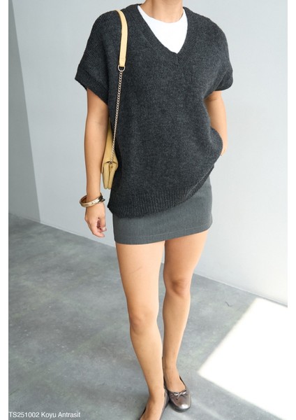 Kadın V Yaka Kısa Kol Triko Süveter