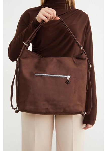 Taş Işlemeli Süet Kol ve Sırt Çantası fırsatları