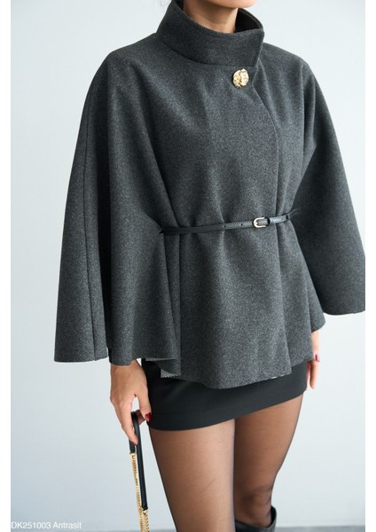 Kadın Şık Pelerin Kesim Kemerli Panço