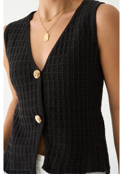 Kadın Kare Desen Düğmeli Triko Yelek