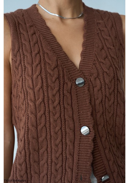 Kadın Kolsuz Düğmeli Örme Yelek