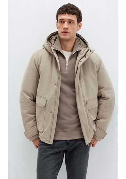 0110657-70355 Cep Detaylı Kapüşonlu Erkek Mont fiyatları