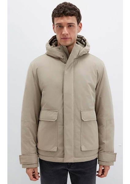 0110657-70355 Cep Detaylı Kapüşonlu Erkek Mont indirimleri