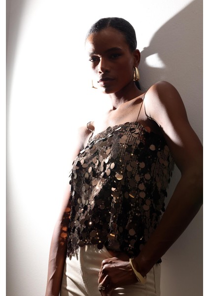 Kahverengi Pullu Askılı Bluz 071777