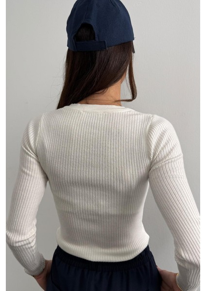 Beyaz Fitilli Yumoş Triko modelleri