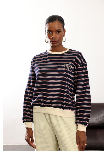 Lacivert Bordo Çizgili Kolej Sweatshirt 01119 fırsatları