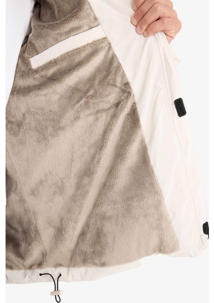 Su İtici Regular Fit Kapüşonlu Astarlı İç Cepli Fermuarlı Cepli Mont F1149AX25WN