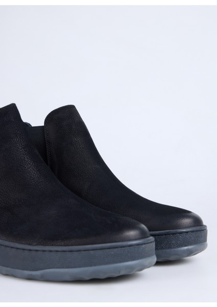 Siyah Erkek Bot Saru indirimleri