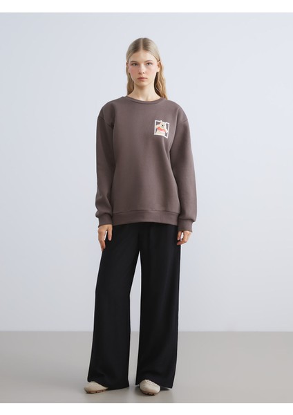 Yeni Sezon Winnie The Pooh Baskılı Oversize Kadın Sweatshirt fiyatları
