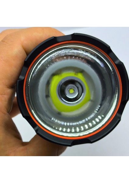 OR-T40 100W 5000 Lümen Şarj Edilebilir LED El Feneri - Yüksek Performans ve Uzun Çalışma Süresi