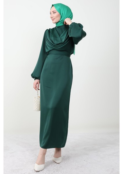 Naz Tesettür Abiye Elbise Zümrüt