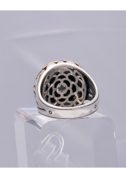 Doğal Desenli Akik Taşlı 925 Ayar Gümüş Erkek Yüzük – Renk Geçişlerinin Eşsiz Zarafeti