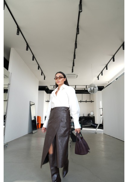 Önden Yırtmaçlı Kemer Detaylı Deri Etek fiyatları