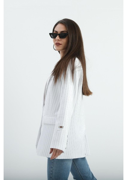 Üç Cep Kapaklı Çizgili Poliviskon Ceket - Ekru