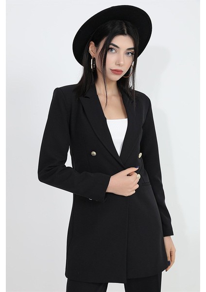 Omuzları Vatkalı Önü Çıtçıtlı Atlas Kumaş Kadın Blazer Ceket - Siyah