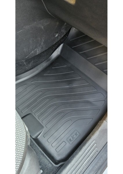 Tourneo Courier Havuzlu Paspas Siyah 2014 2015 2016 2017 2018 2019 2020 2021 2022 2023 fırsatları