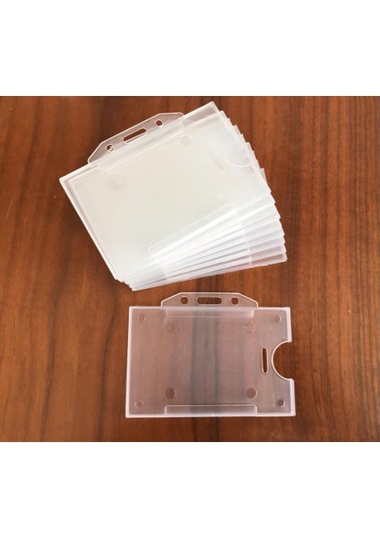 Personel Yaka Kartı Plastik Koruyucu Kartlık Kılıf Yatay 100 Adet 85MM x 53MM Bu Ölçülerde Kart Sığar