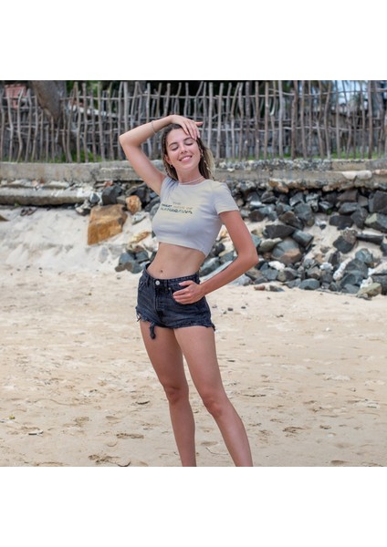 The Great Wave Of Kanagawa Crop Tişört - Ekru modelleri