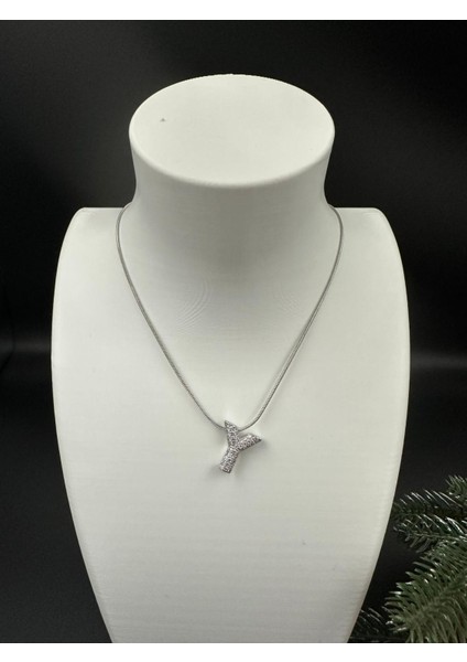 Gümüş Renk Taşlı Y Harfi Kolye