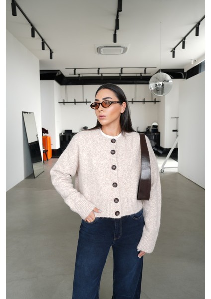 Bisiklet Yaka Yanları Yırtmaçlı Hırka indirimleri