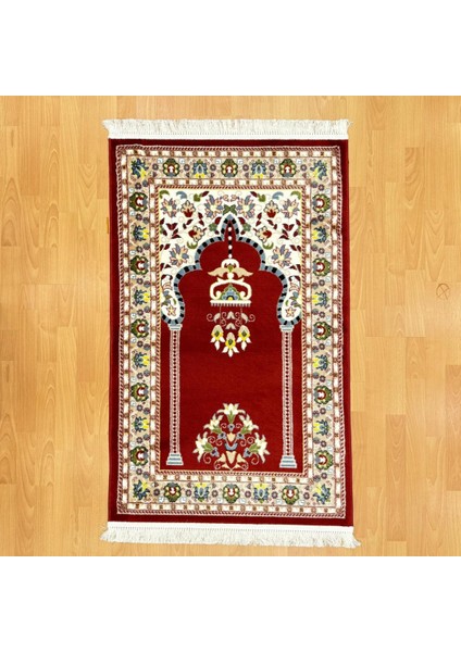 Geleneksel Motifli Yünlü Seccade Kırmızı