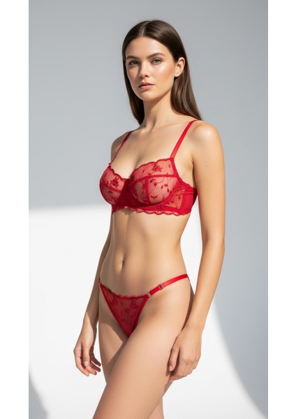 Kadın Kırmızı Nakış Işlemeli Transparan Iç Çamaşır Takımı